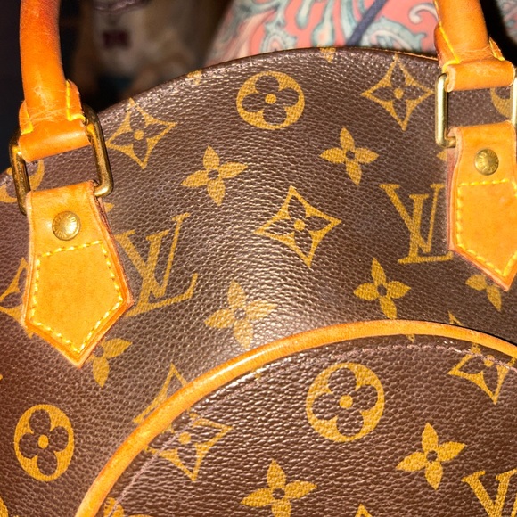 Comes with COA Louis Vuitton Ellipse MM pre loved - Picture 12 of 14